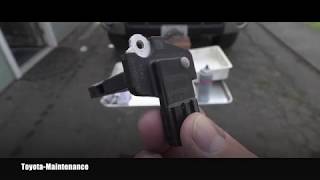 Toyota Tundra MAF Mass Air Flow Sensor Cleaning