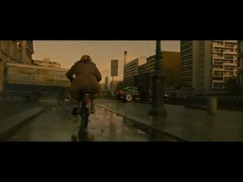 Micmacs (Clip 'Micmacs to the Rescue')