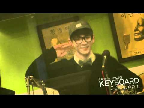 110222 KTR-SHINee Key dances Kan Mi Yeon - Paparazzi