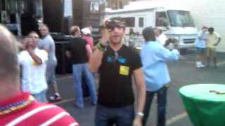 Kristine W Be all right.3GP