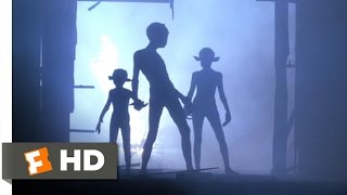Mac and Me (2/11) Movie CLIP - The Alien Family Escapes (1988) HD video