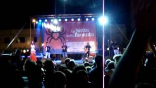 KALINITTA Alla Bua - Notte della Taranta 2011 (Choir: Francesco di Martano)