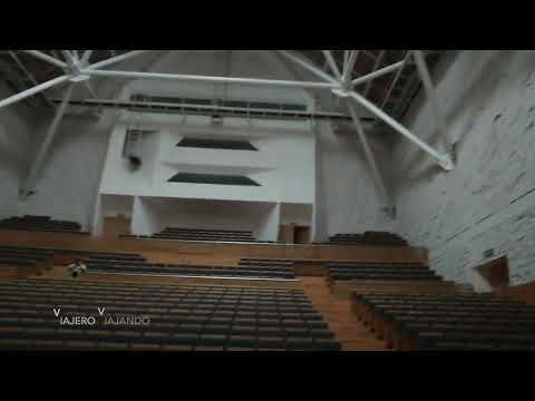 Centro cultural TLAQNÁ, casa de la Orquesta Sinfónica de Xalapa y vista a la USBI, ambos de la UV.