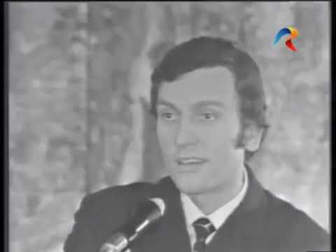 Nichita Stănescu - Leoaică tânară, iubirea (recită Ovidiu Iuliu Moldovan)