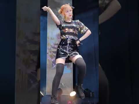 171123 XOX 첫 싱글앨범 Yellow(서아) 인사아트프라자 뉴타TV KPOP by JS 직캠(fancam)