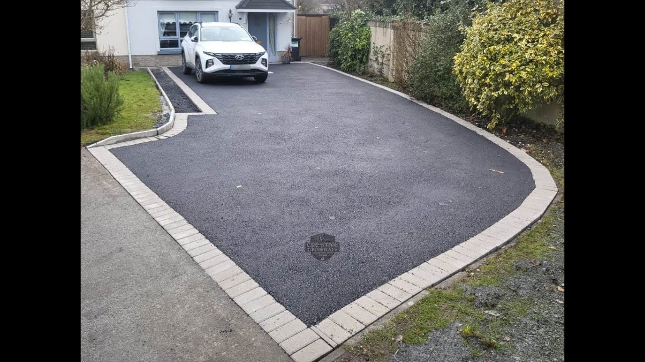 Tarmac Driveway with Natural Grey Paved Border in Naas, Co Kildare