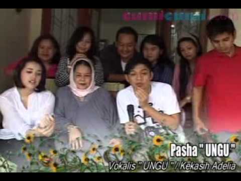 Benarkah Pernikahan Pasha & Adelia Ditunda 27 November 2011? - CumiCumi.com