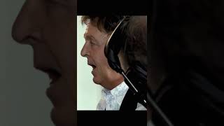 Paul McCartney and Klaus Voormann play Don&#39;t Let The Sun Catch You Cryin&#39;