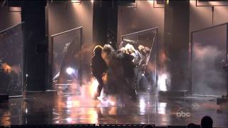 Kesha - We R Who We R  (American Music Awards 2010-LIVE) HD