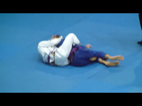 Mason Monsevais vs Aziz Lioui - IBJJF European Open 2016 - Purple Adult - Light-Feather