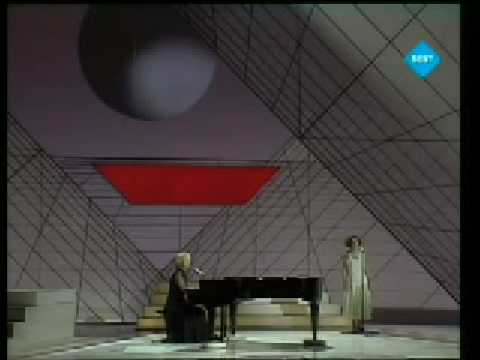 ESC Portugal - 1984 - Silencio e Tanta Gente - Maria Guinot