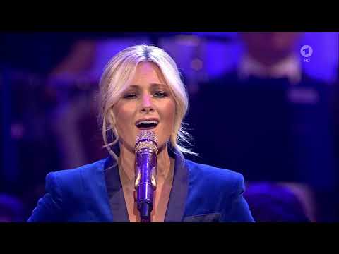 Helene Fischer 😇 Maria durch ein Dornwald ging (Live aus der Hofburg Wien 2015) 👉 [HD]