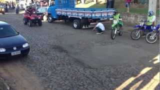 preview picture of video 'Largada da 2ª Trilha da Bergamota - Quadriciclos'