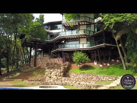 Cód: 606 – SOBRADO ESTILO FAZENDA.