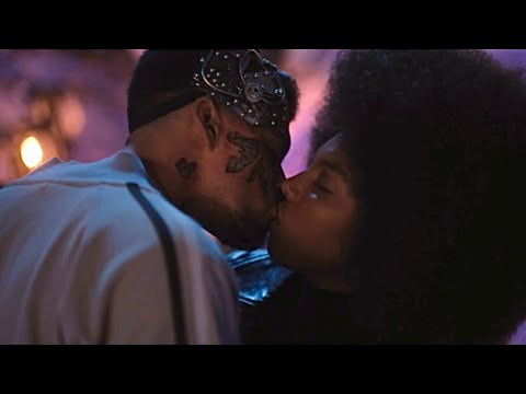 Angelica kisses her teacher 3x04 || The L Word: Generation