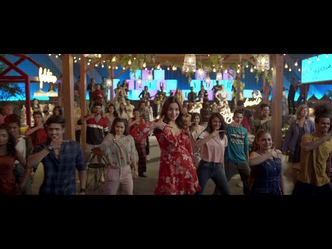 Alia Bhatt grooving to Vicco Vajradanti Jingle #DaantGungunaye