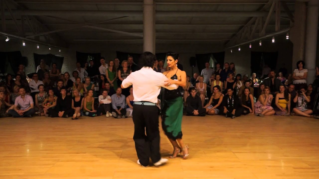 NM-14 SHOW FLACON II Gaston Torelli y Moira Castellano 1/4