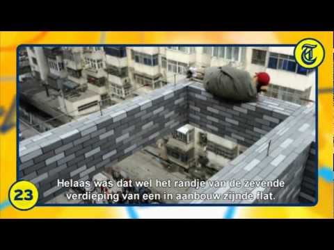 Nieuwsflits 15 November 2011 - Apen vallen zwemmer aan