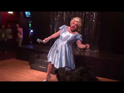 Elegant Fur: Twisted Disney - Petronella Dick: Phone @ The Call