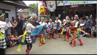 Download lagu Sigro Sigro dan Eling Eling Prajuritan Jam 13 34 Ebeg Mega Buana 12 di Jalan Madukara Tritih Cilacap mp3