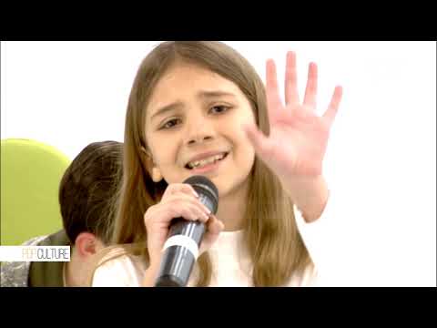 Skuadra e Miriam karaoke në Pop Culture