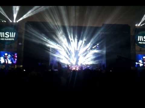 ORELHA NEGRA, SAM THE KID & PACMAN - CRIME DO PADRE AMARO (MEO SW 2013)