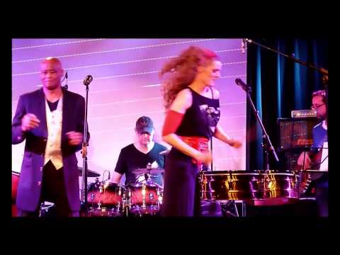 Iris Camaa Band LIVE CasaNova 2015