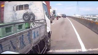 西濱快近160.2k處，貨車同車道危險駕駛超車