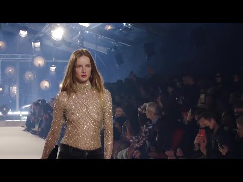 Fashion Show 2022 Isabel Marant (FW22) Paris Fashion Week 👗