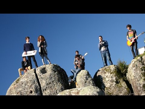 Taylor Swift - Blank Space (Cover by The Good Puppets Ft. Diogo Almeida)