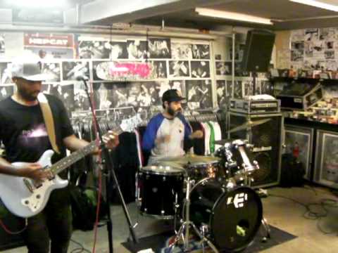 TREECE NU FILMS 2011 MCRAD HOLLAND EURO TOUR 2011 MCRAD LIVE AMSTERDAM HOLLAND SK8 SHOP ii