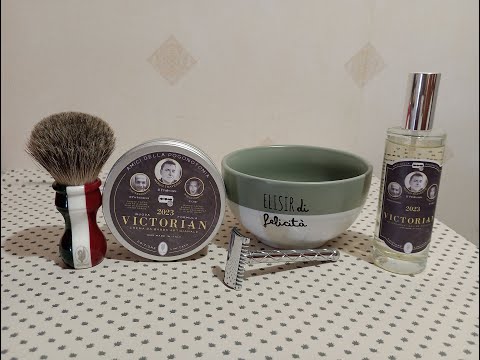 Una Sbarbata "Reale" con Sapone Extrò Victorian.