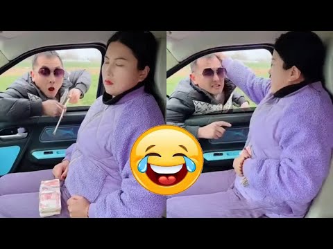 He dared to steal money in front of people  how brazen!#Funny#Daily