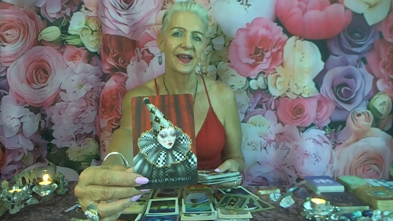 LEO You Are a Natural Born Leader…Don't Compare Yourself to Others *Why No One is Like You*