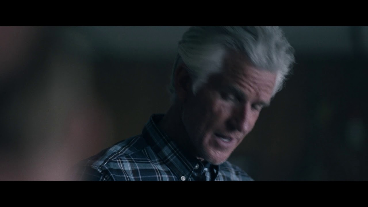 Wrong Turn Exclusive Clip