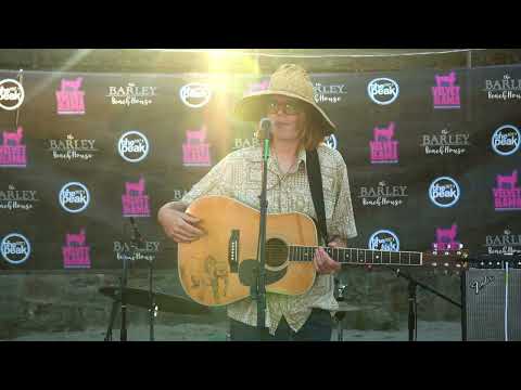 Brett Dennen - Peak Summer Session (Full Performance)