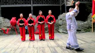 preview picture of video 'Sinorama Tour (0502B-2013/23D)  Tribe of the Three Gorges'