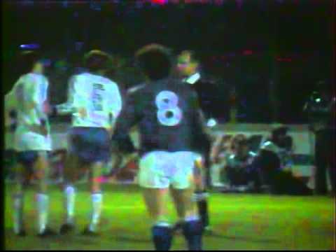 Bordeaux 1 - 0 Universitatea Craiova  (24-11-1982)  Coupe UEFA