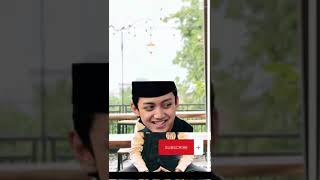 Download lagu foto foto gus azmi mp3
