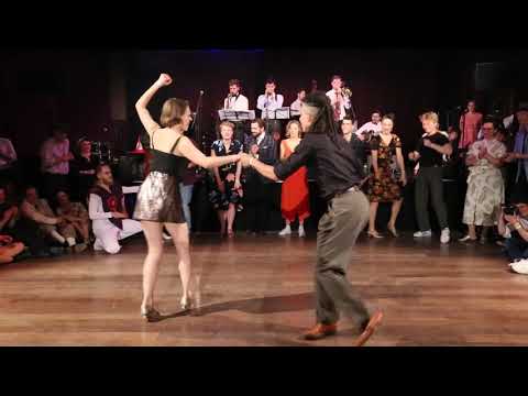 GHX19 - Saturday Night Luke& Leia competition