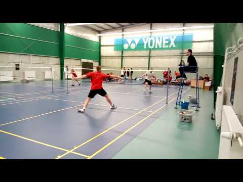 Extraliga družstev badmintonu podlehl TJ Montas Hradec Králové týmu Sokol Radotín Meteor Praha