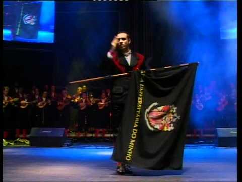 Tuna Universitária do Minho - Tunalmente Molhado