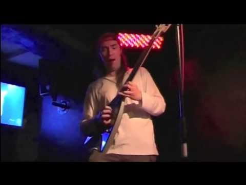 kermheat - live BBC 2011 - High nose
