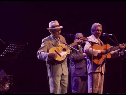 Compay Segundo - Sabroso (Live Olympia París 1998)