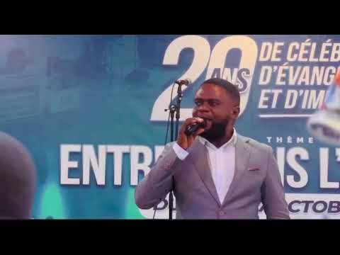 UNKUATSHISHE (LIVE)  - DOXY MAMBU & MOI