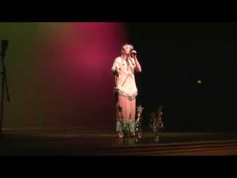 Emily Henry 17 years old sings Pocahontas 