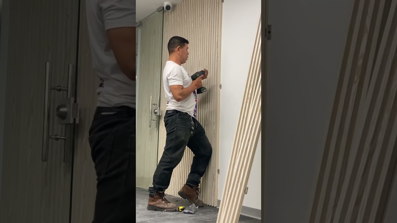 Watch Instalación madera sintetica acanalada Wpc. #shorts Now Instalación madera sintetica acanalada Wpc. #shorts