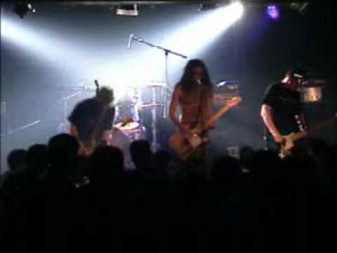 Uncommonmenfrommars - Vote For Me (Live @ Amalgame)