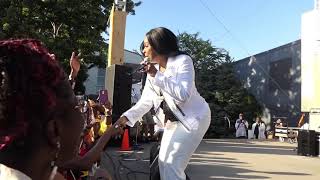 Angela Winbush - You Don’t Have To Cry (Live)