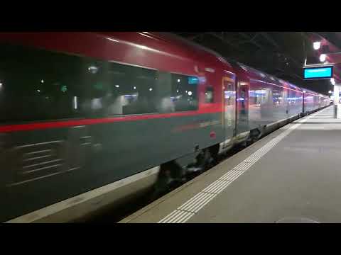 ÖBB Railjet mit Siemens ES64U2 „Taurus 2“ 1116 im Zürich HB